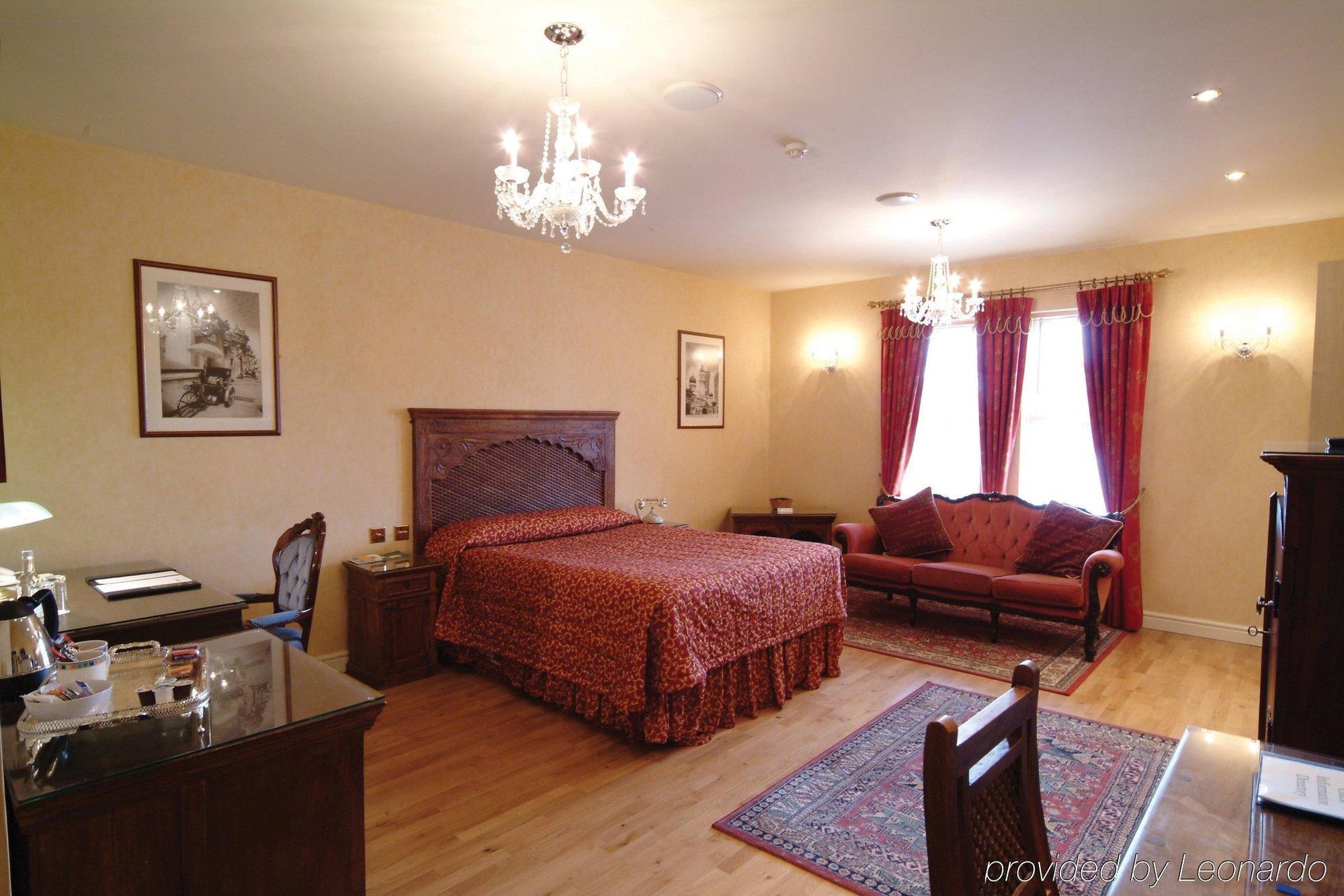 The Peacock Townhouse Hotel Kenilworth - Warwick Стая снимка