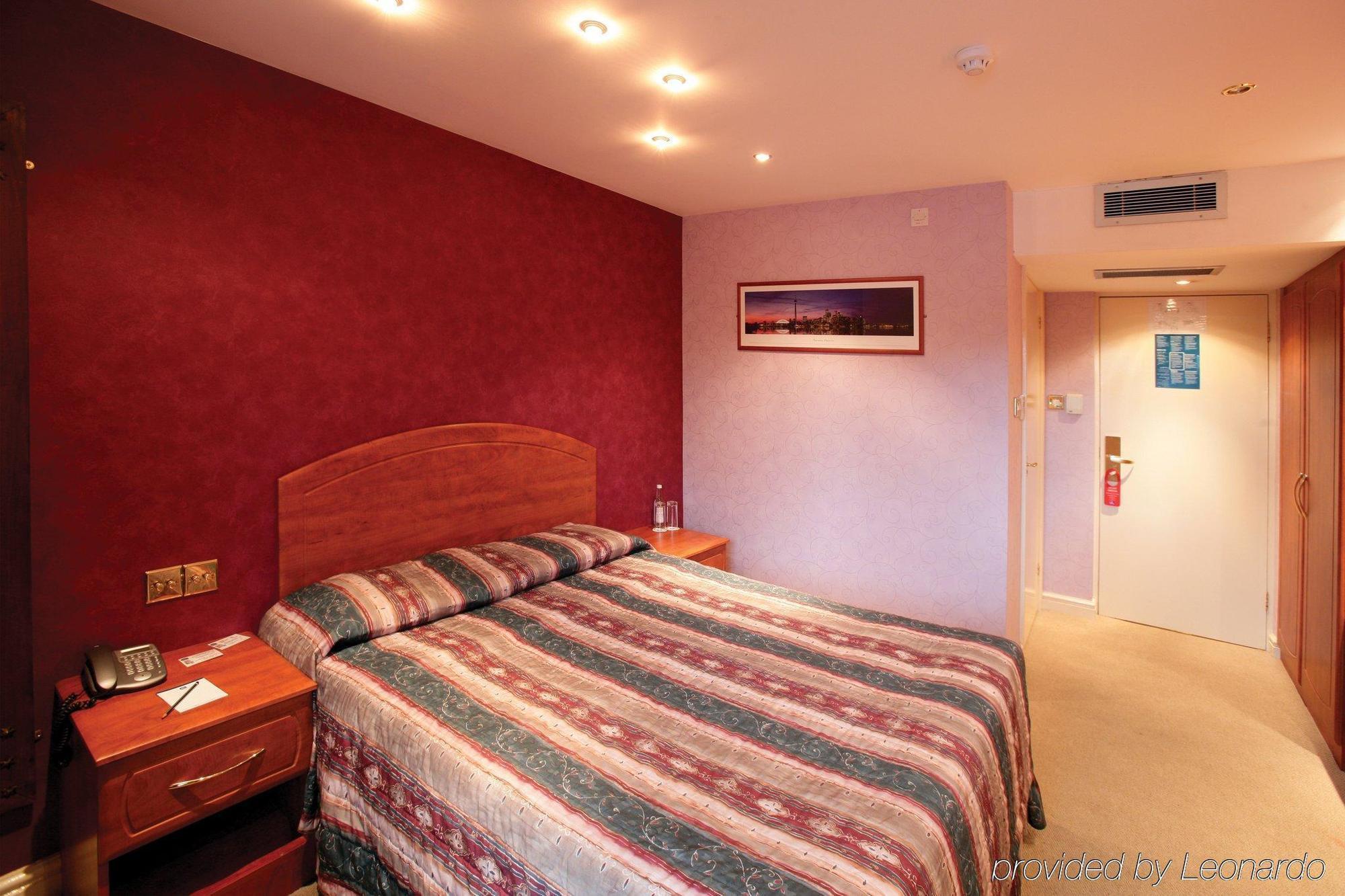 The Peacock Townhouse Hotel Kenilworth - Warwick Стая снимка