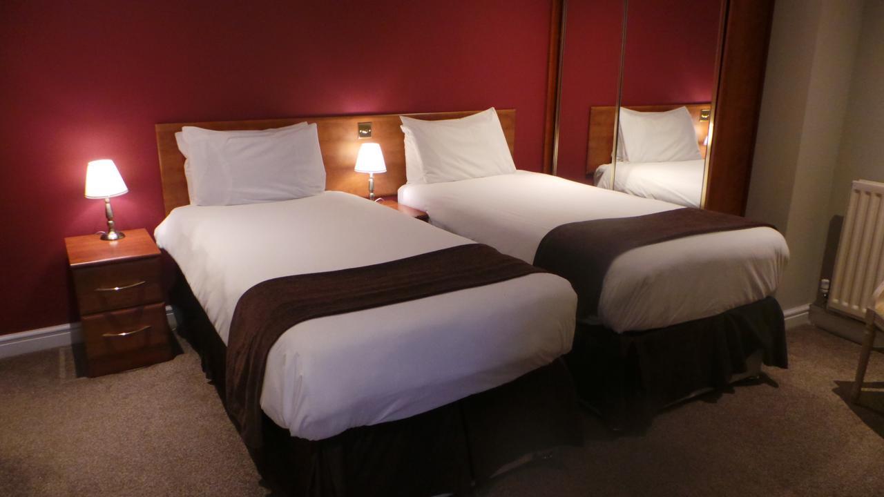 The Peacock Townhouse Hotel Kenilworth - Warwick Екстериор снимка